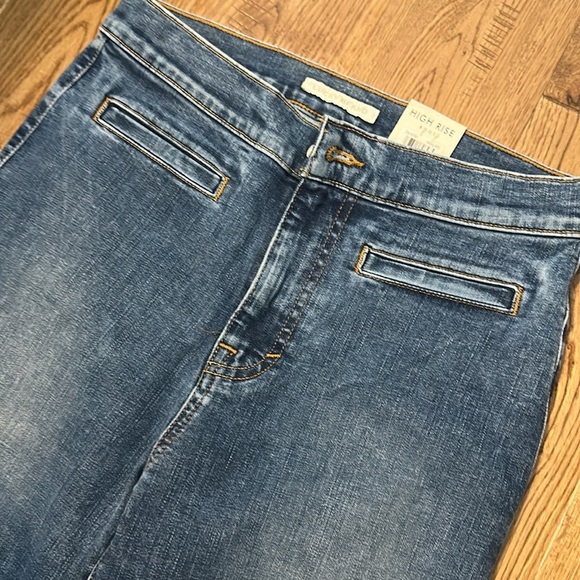 Women's Lucky Brand jeans - Picture 2 of 4